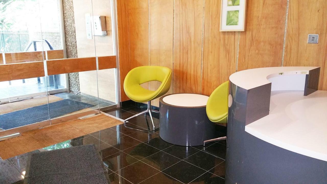 אפרטהוטל קרוידון Cygnet House מראה חיצוני תמונה